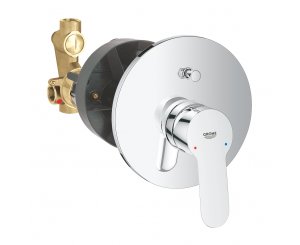 SINGLE BAUEDGE BATHROOM / FLOORING SHOWER