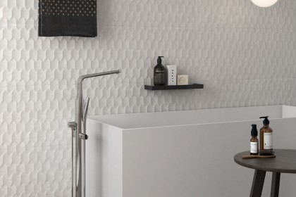 Saloni - B-Stone