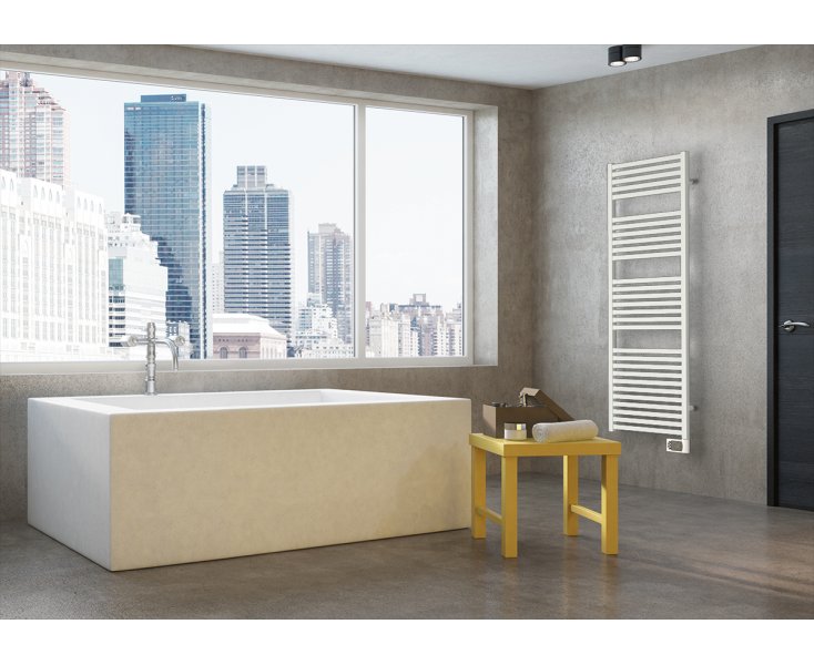 TOWEL RADIATOR QUADRE ELECTRIC. 1517/530 700W BL. STD.